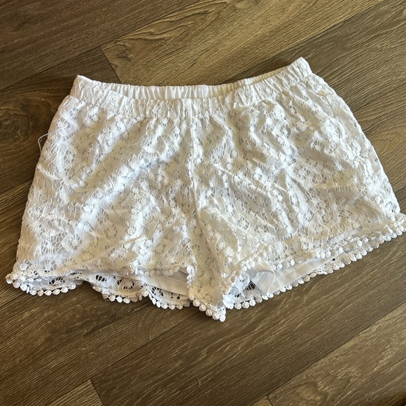 just be Pants - just be White Lace Trim Women's Shorts Bermudas
